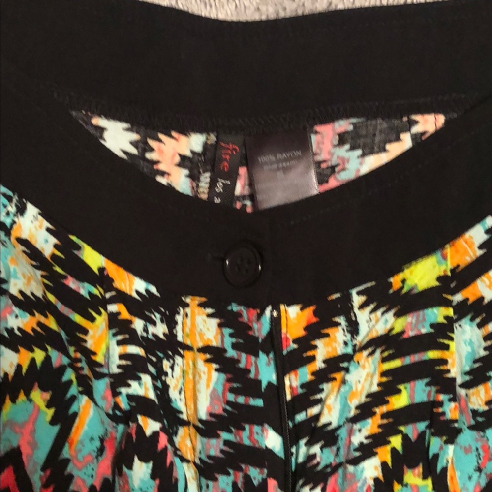 Dressy pattern shorts - Picture 2 of 2